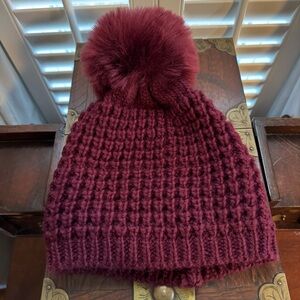 KyiKyi Canada Burgundy Knit Pom Pom Beanie Faux Fur